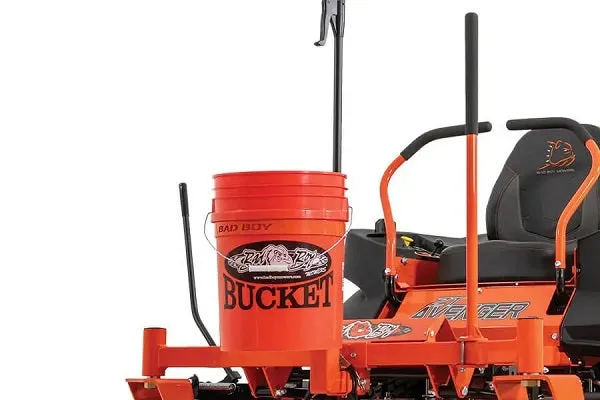 (088-0201-00) Bad Boy Bucket and Tongs for Rebel, Rogue, Renegade and Diesel models