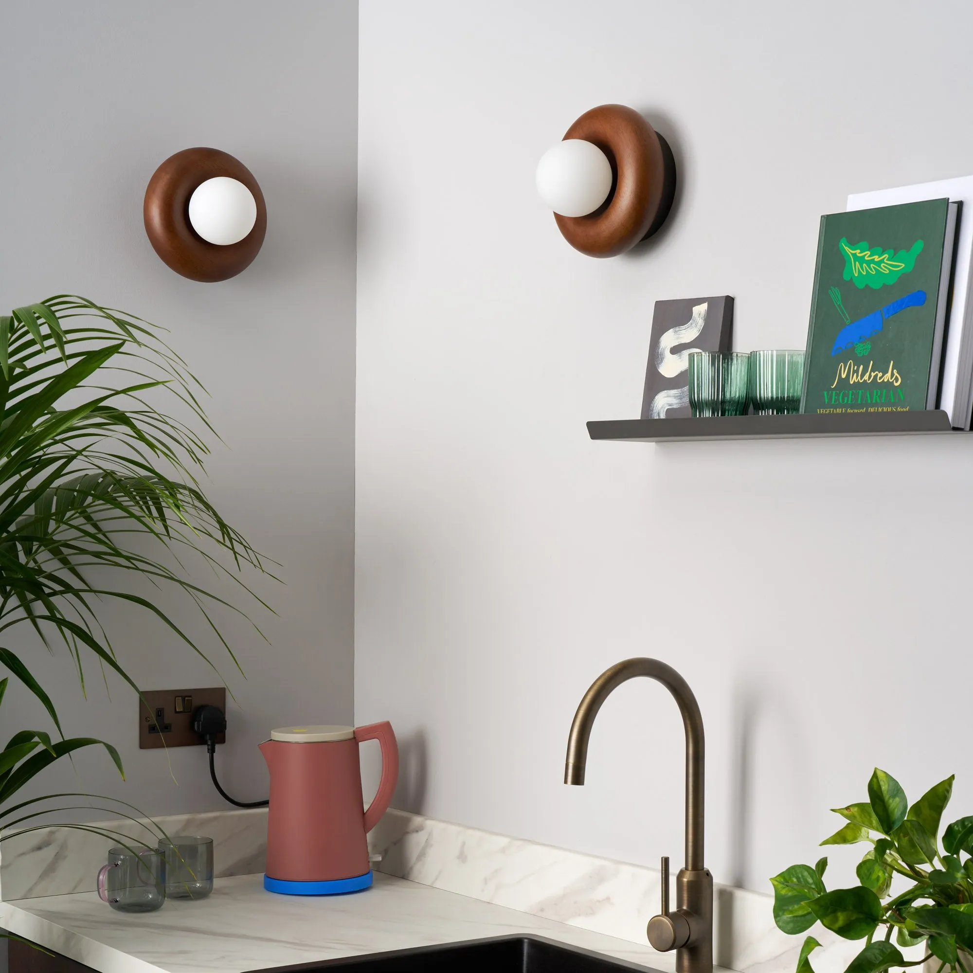 NOVI Wooden Wall Light - Dark Stain Oak