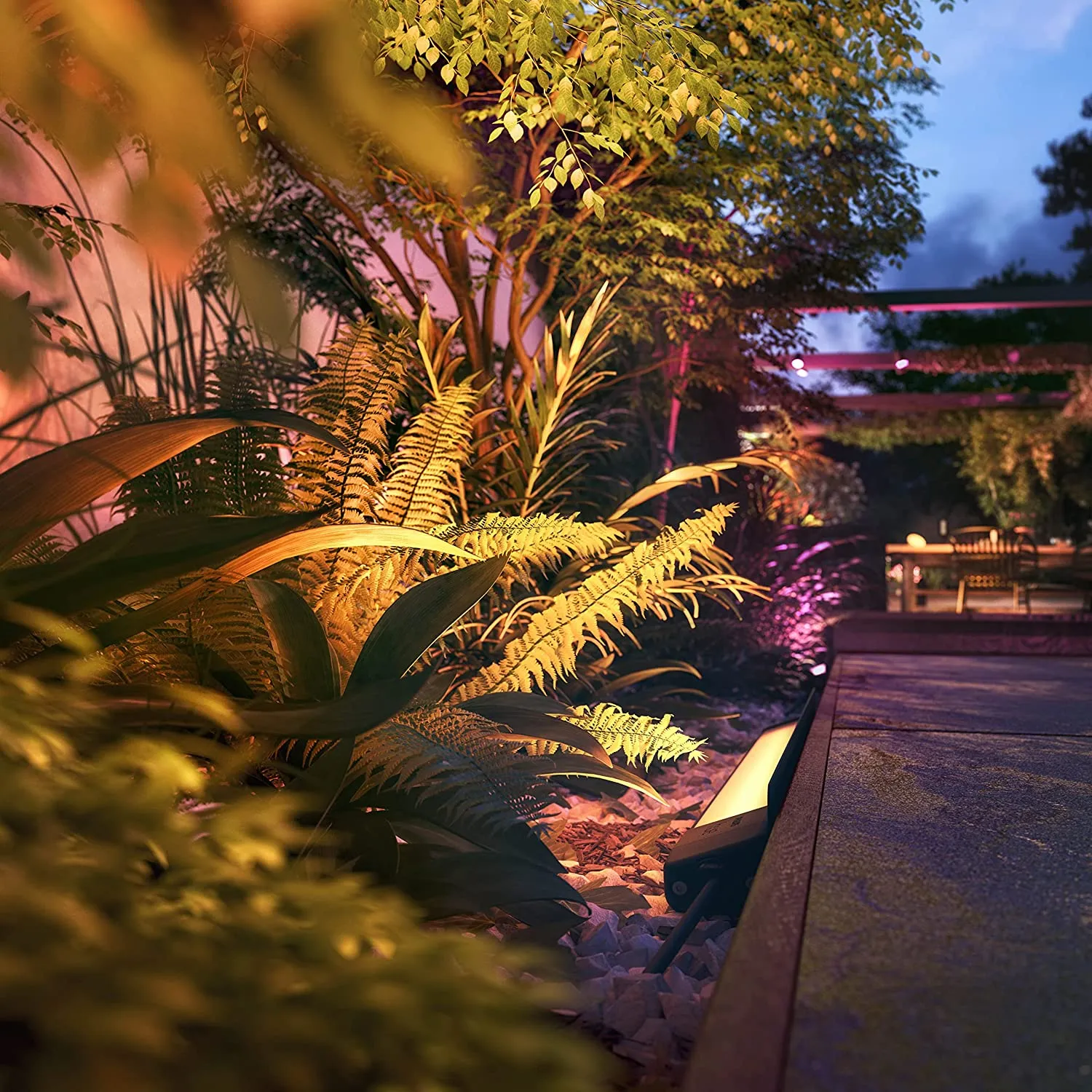 Philips Hue Amarant White & Colour Ambience Outdoor Light