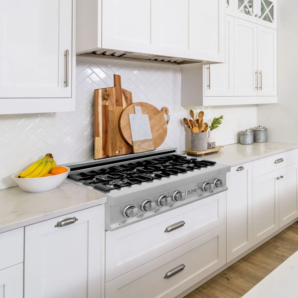 ZLINE 5-Piece Appliance Package - 36-Inch Rangetop, Refrigerator, 30-Inch Electric Double Wall Oven, 3-Rack Dishwasher, and Convertible Wall Mount Hood in Stainless Steel (5KPR-RTRH36-AWDDWV)